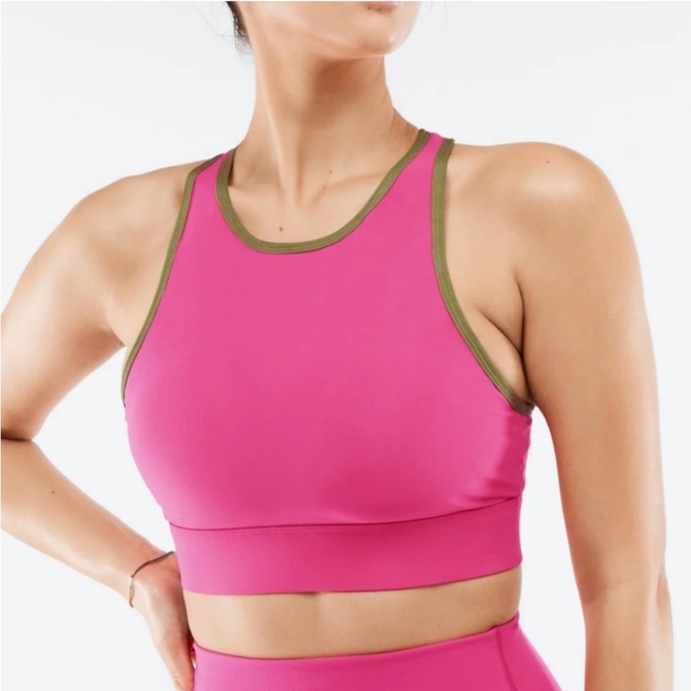 NWT Fabletics Sienna  Sports Bra